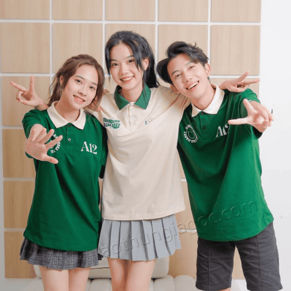 áo lớp màu xanh lá